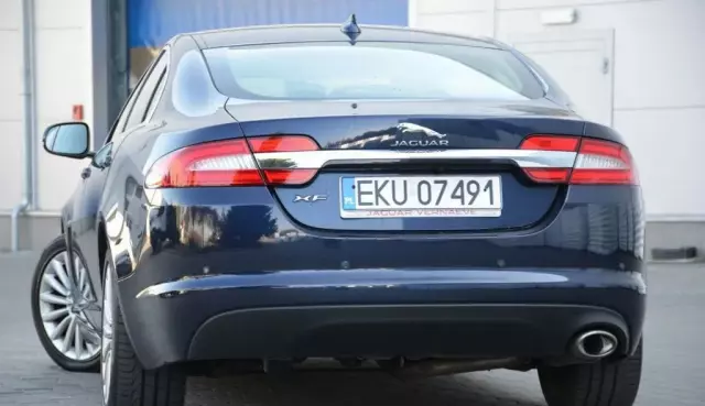 JAGUAR Xf 