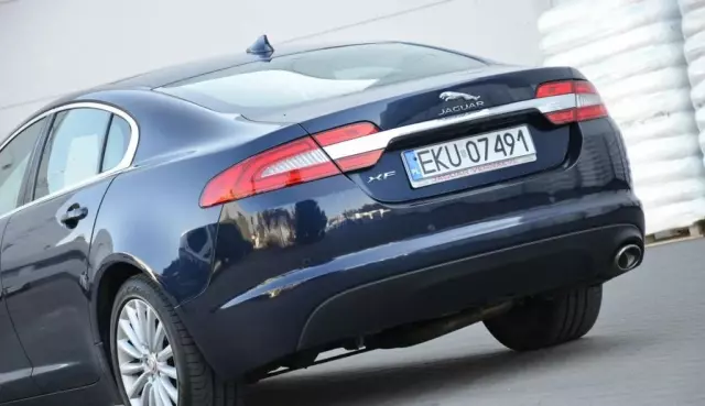 JAGUAR Xf 