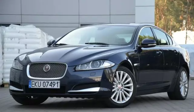 JAGUAR Xf 