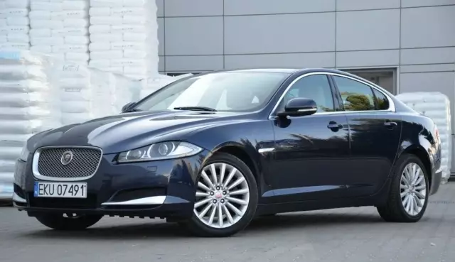 JAGUAR Xf 