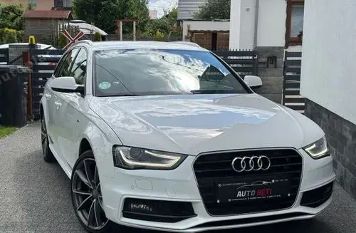 AUDI A4 