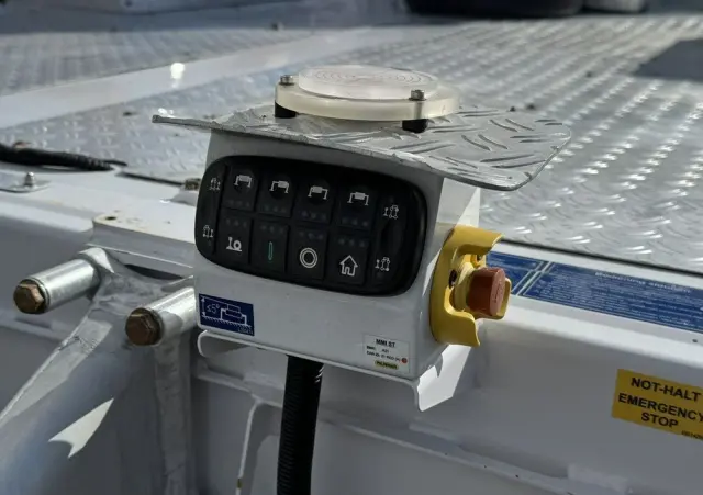 MERCEDES-BENZ Sprinter Zwyżka Podnośnik Koszowy PALFINGER P280 B UDT 