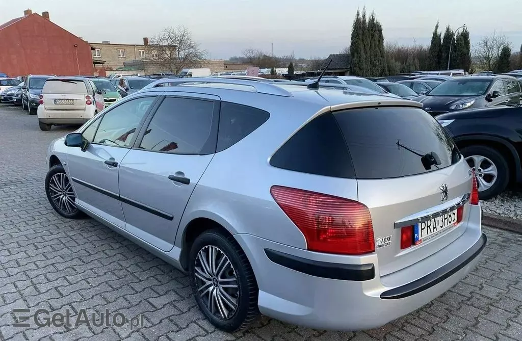PEUGEOT 407 