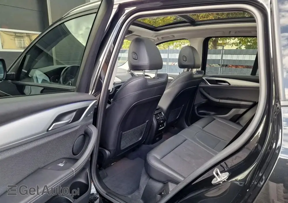 BMW X3 SDrive18d Business Edition sport