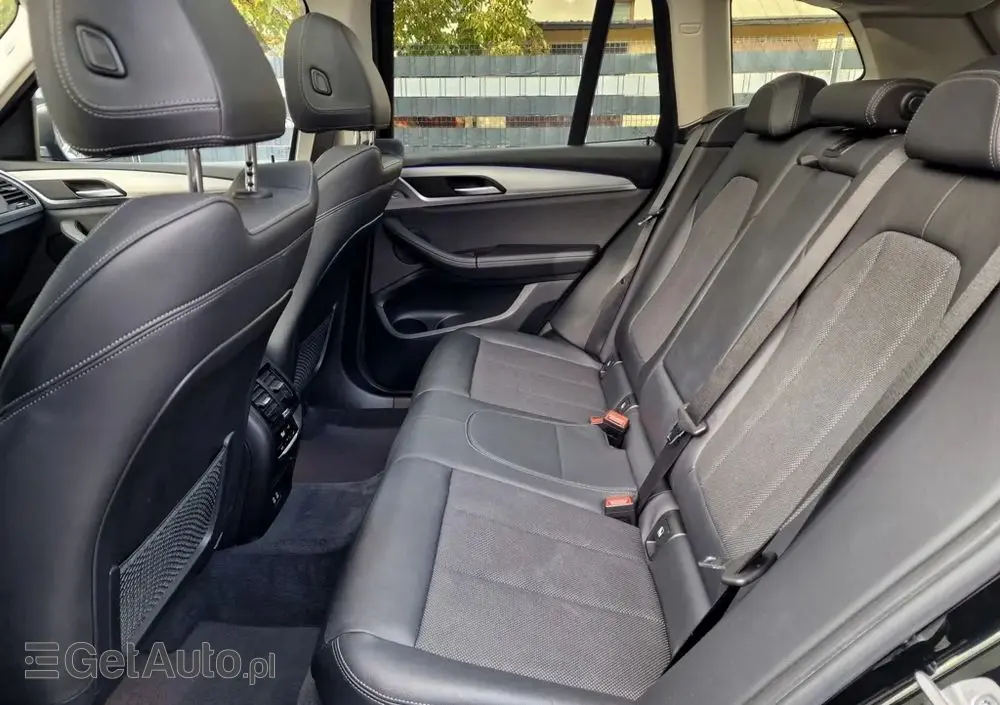 BMW X3 SDrive18d Business Edition sport