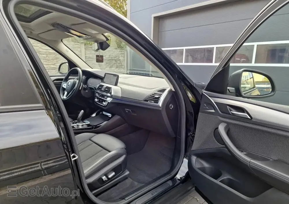 BMW X3 SDrive18d Business Edition sport