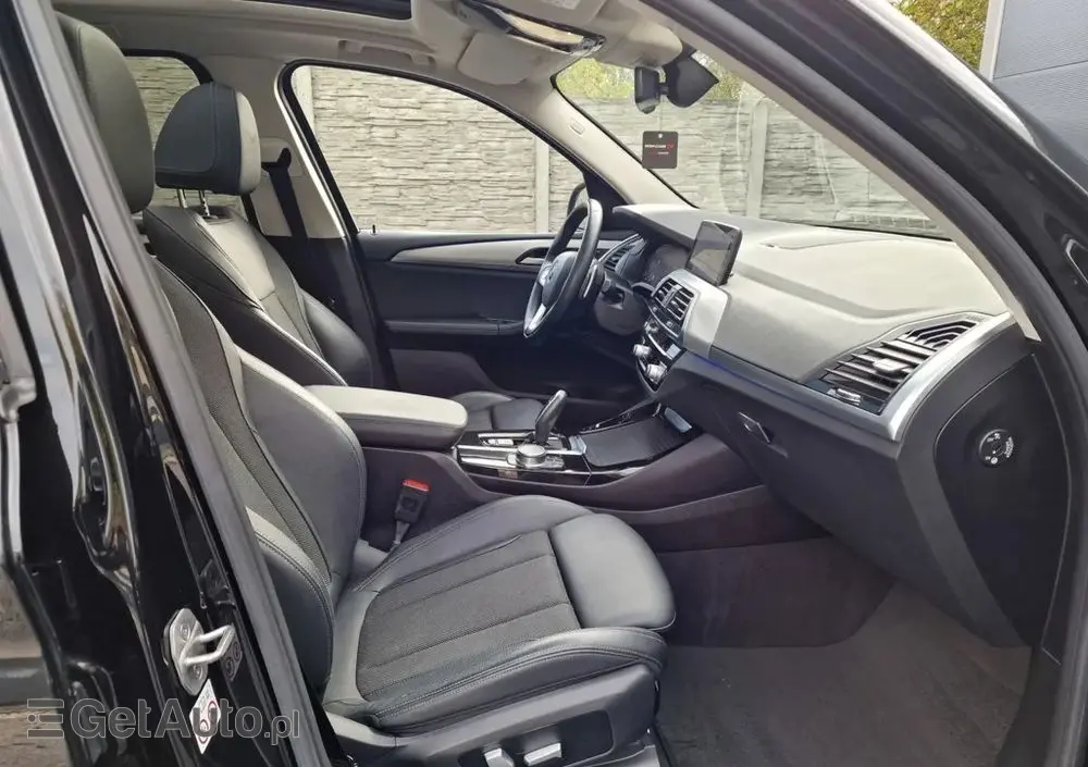 BMW X3 SDrive18d Business Edition sport