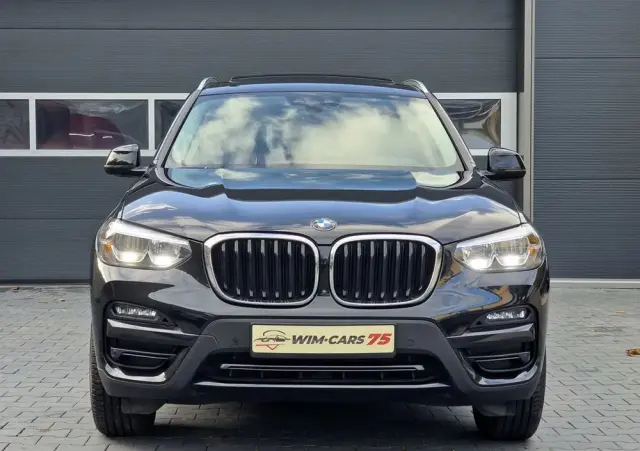 BMW X3 SDrive18d Business Edition sport