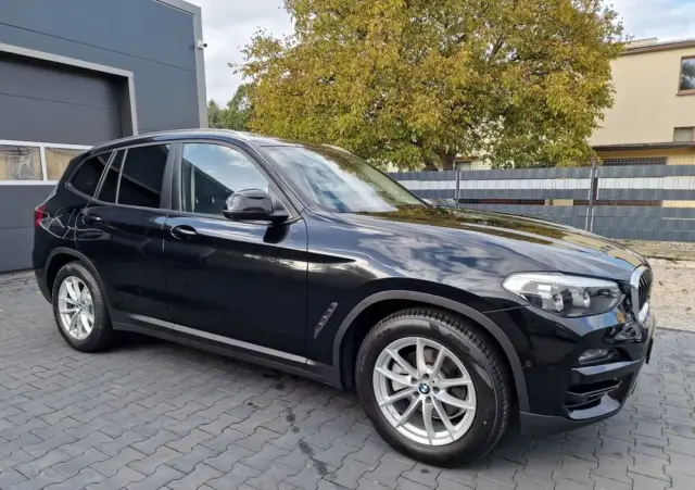 BMW X3 SDrive18d Business Edition sport