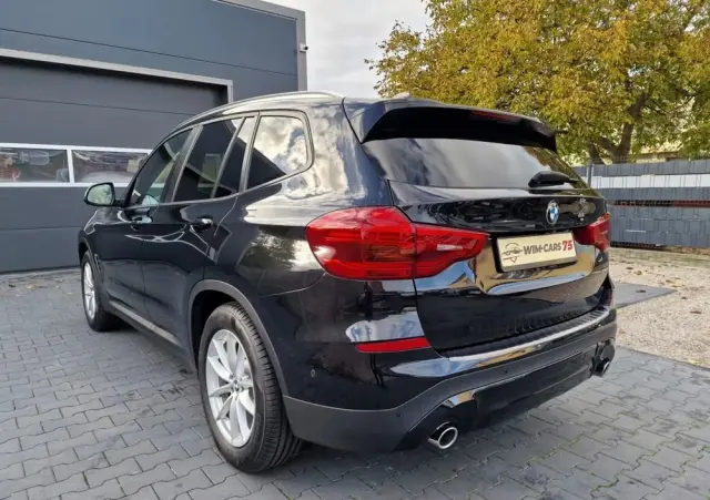 BMW X3 SDrive18d Business Edition sport