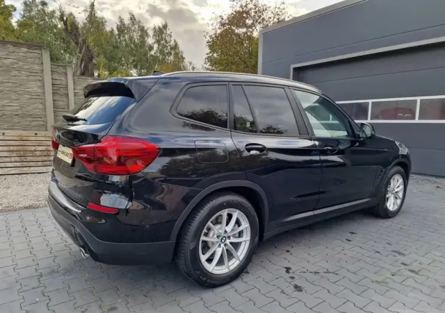 BMW X3 SDrive18d Business Edition sport