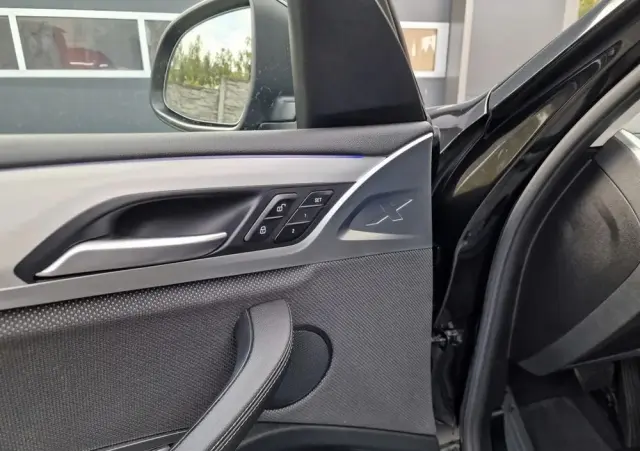 BMW X3 SDrive18d Business Edition sport