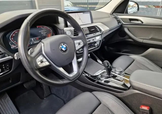 BMW X3 SDrive18d Business Edition sport