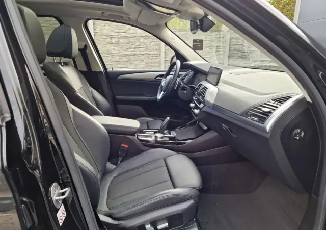 BMW X3 SDrive18d Business Edition sport