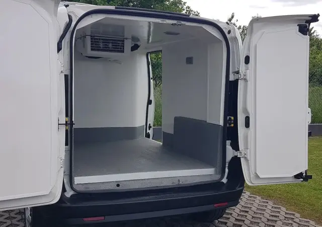 FIAT Doblo MAXI CHŁODNIA IZOTERMA AGREGAT DŁUGI L2H1 KLIMA 