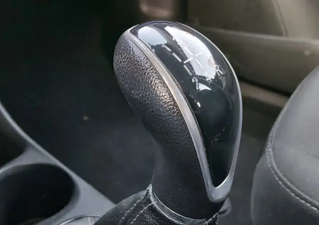 OPEL Karl 1.0 Active