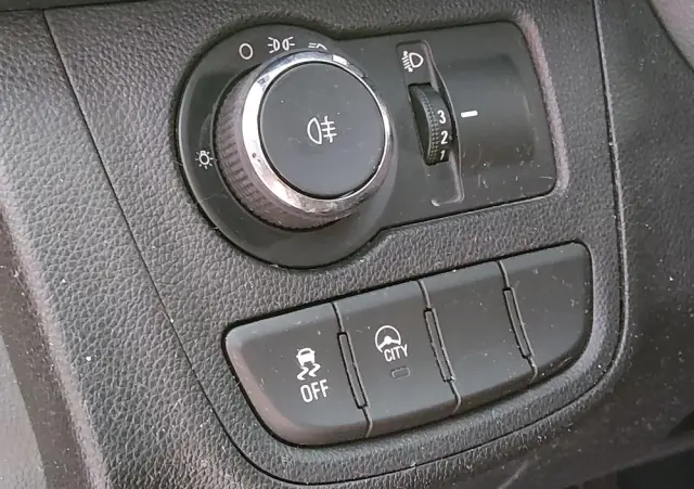 OPEL Karl 1.0 Active