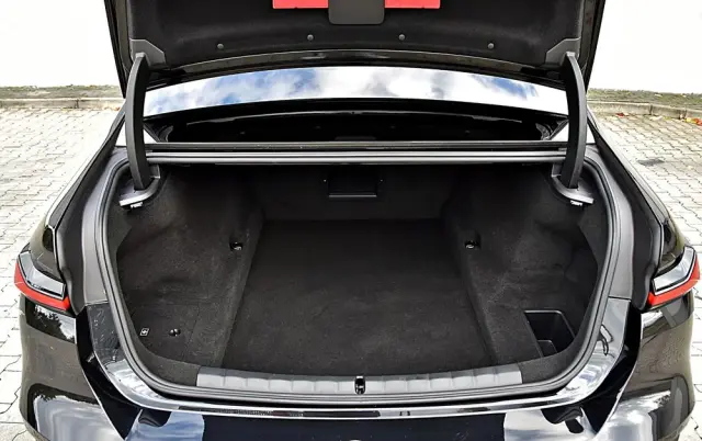 BMW Seria 7 740Ld xDrive