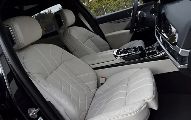 BMW Seria 7 740Ld xDrive