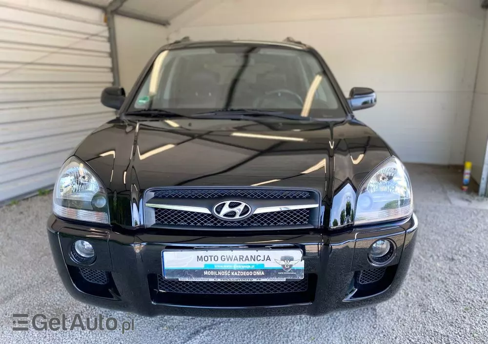 HYUNDAI Tucson 2.0 Elegance / Premium