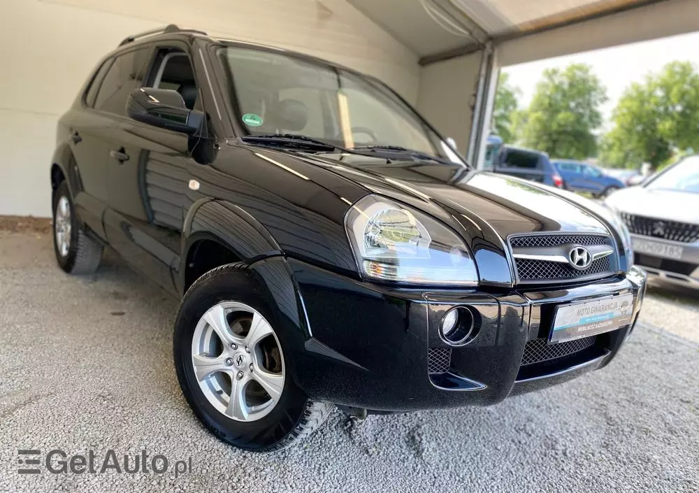 HYUNDAI Tucson 2.0 Elegance / Premium