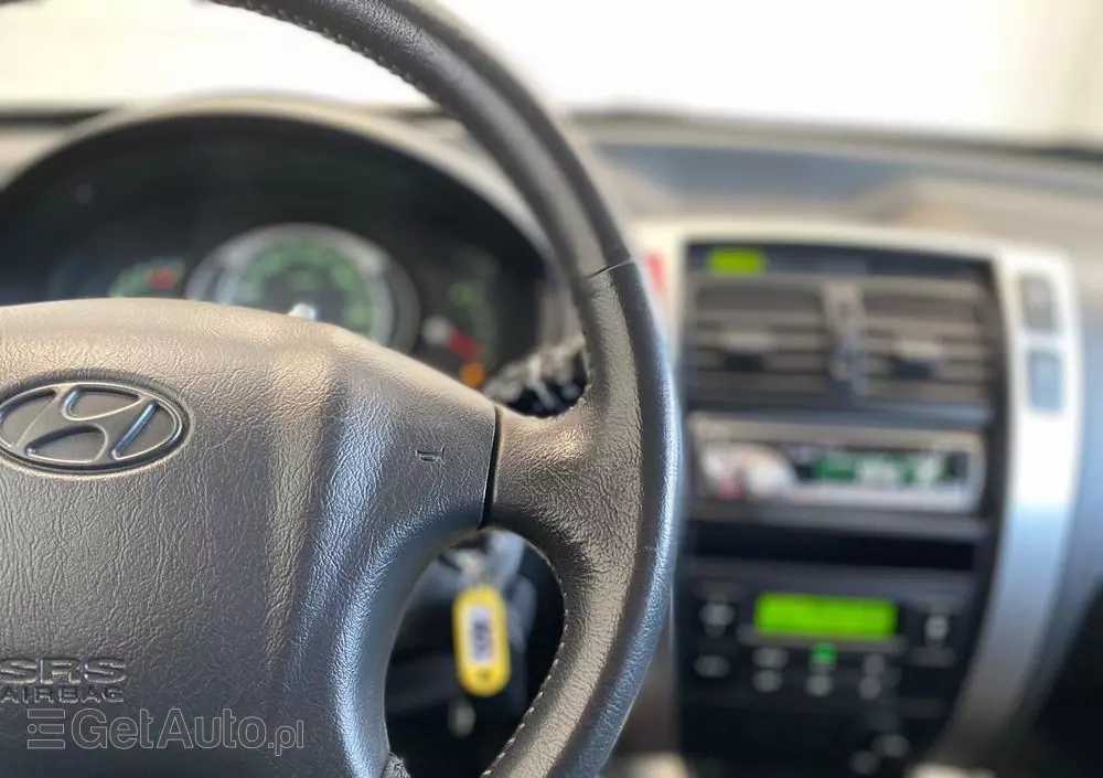 HYUNDAI Tucson 2.0 Elegance / Premium