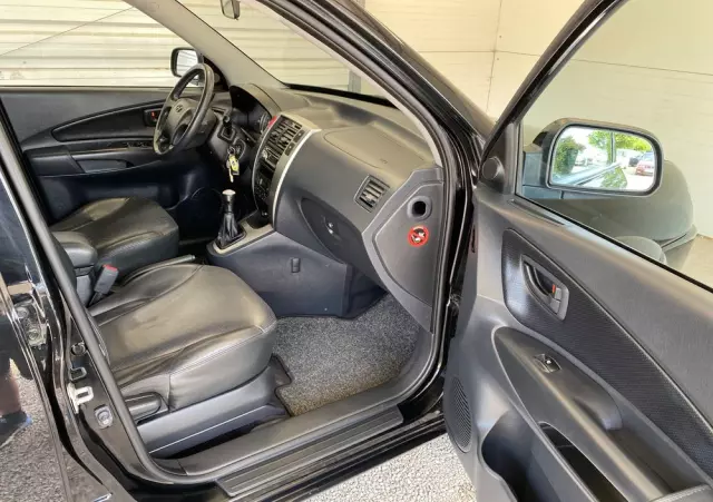 HYUNDAI Tucson 2.0 Elegance / Premium