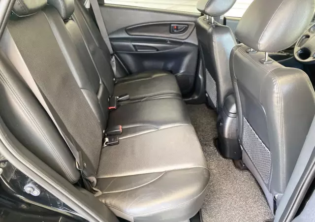 HYUNDAI Tucson 2.0 Elegance / Premium