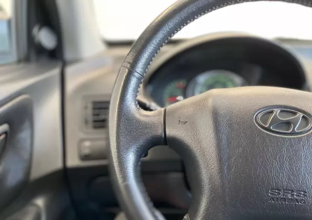 HYUNDAI Tucson 2.0 Elegance / Premium