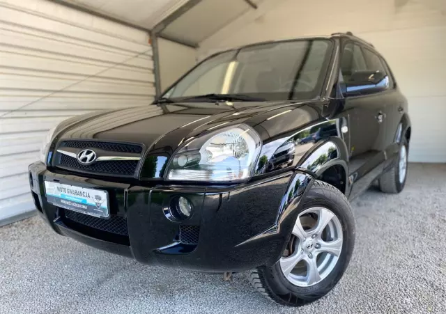 HYUNDAI Tucson 2.0 Elegance / Premium