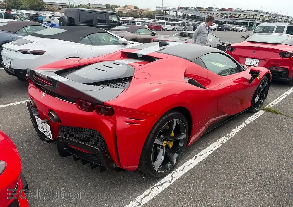 FERRARI SF90 Stradale 