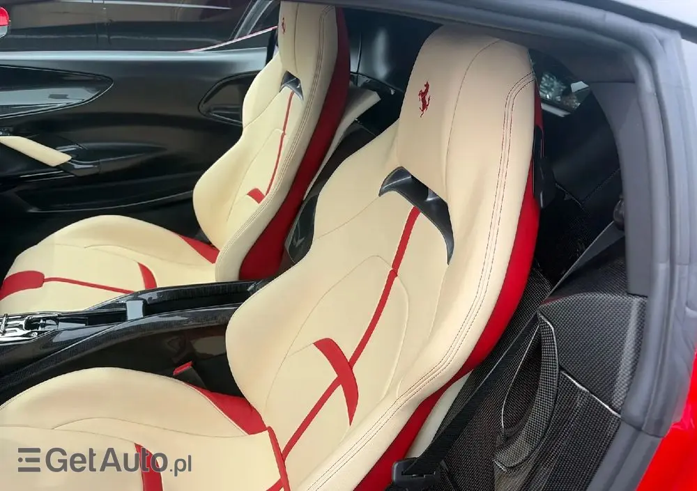 FERRARI SF90 Stradale 