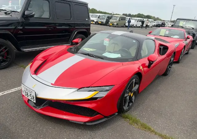 FERRARI SF90 Stradale 