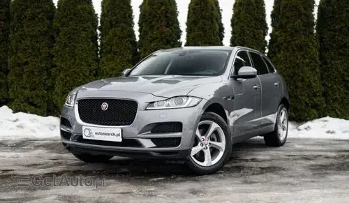 JAGUAR F-Pace 