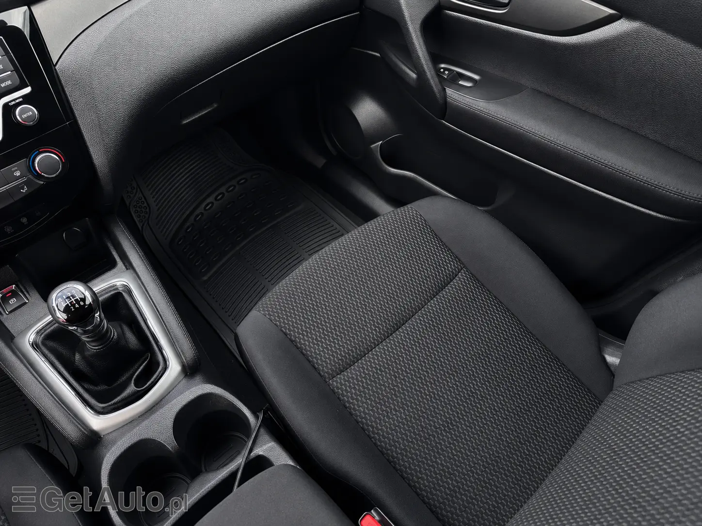 NISSAN Qashqai Acenta