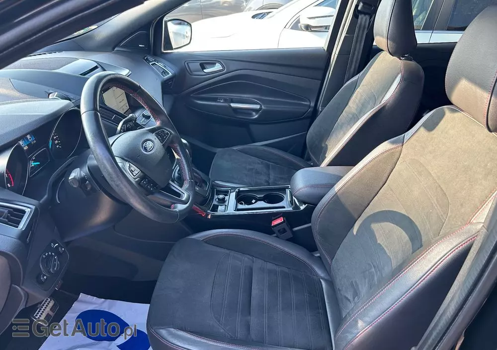 FORD Kuga 1.5 EcoBoost 4x4 ST-Line