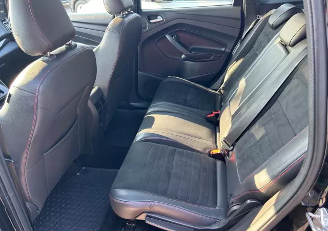 FORD Kuga 1.5 EcoBoost 4x4 ST-Line