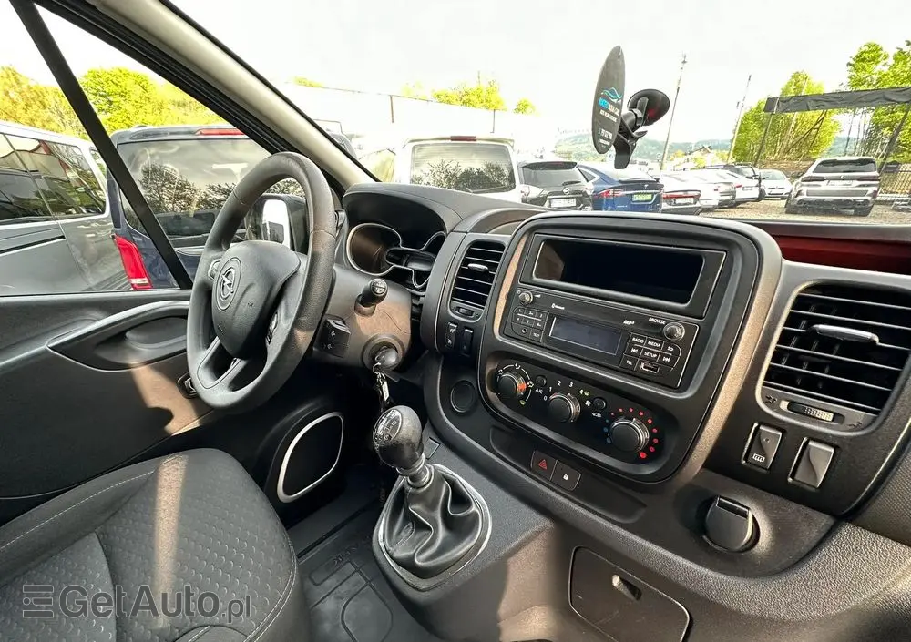 OPEL Vivaro 