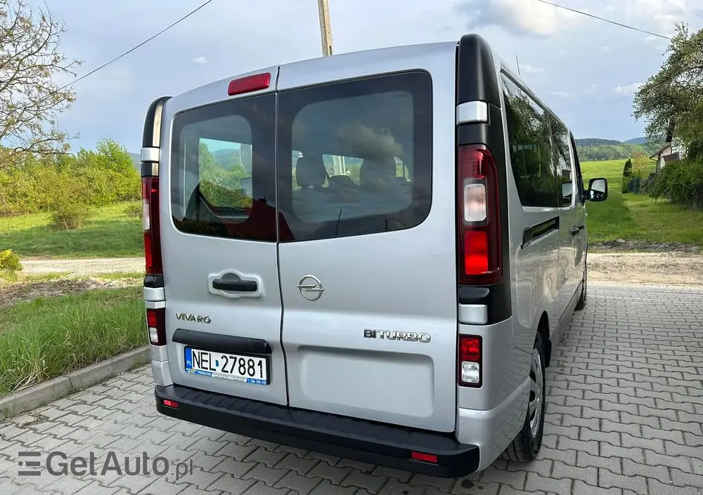 OPEL Vivaro 