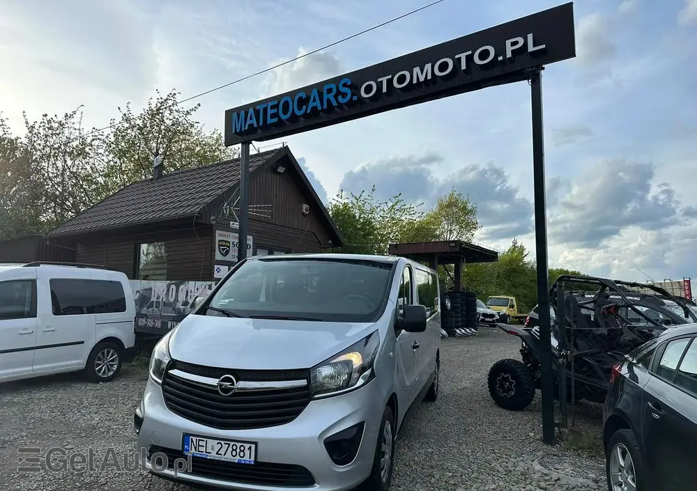 OPEL Vivaro 