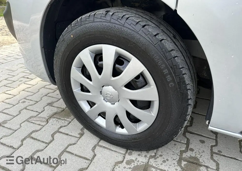 OPEL Vivaro 