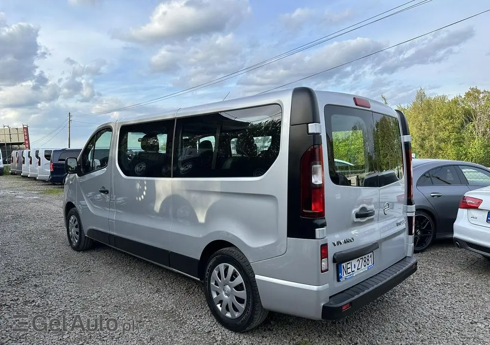 OPEL Vivaro 