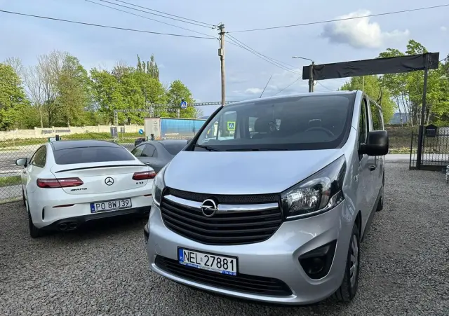 OPEL Vivaro 