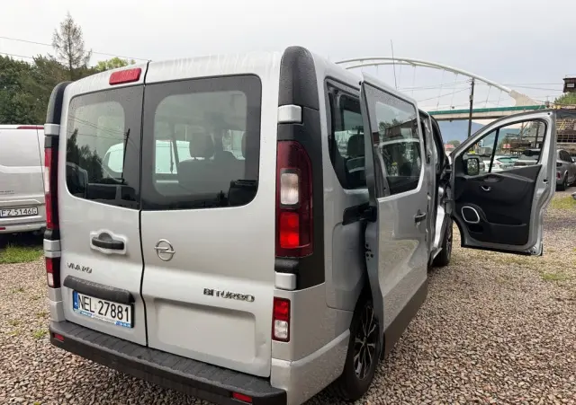 OPEL Vivaro 