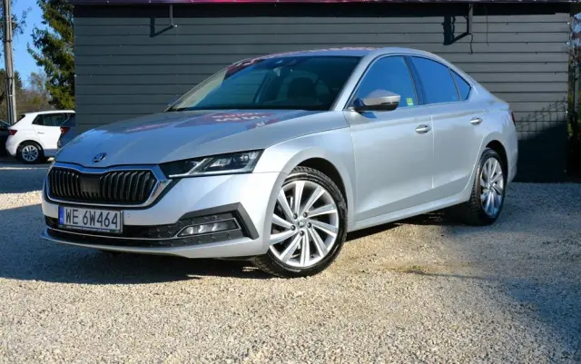 SKODA Octavia 2.0 TSI 4x4 Style DSG