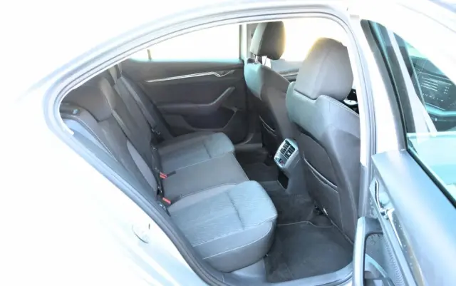 SKODA Octavia 2.0 TSI 4x4 Style DSG