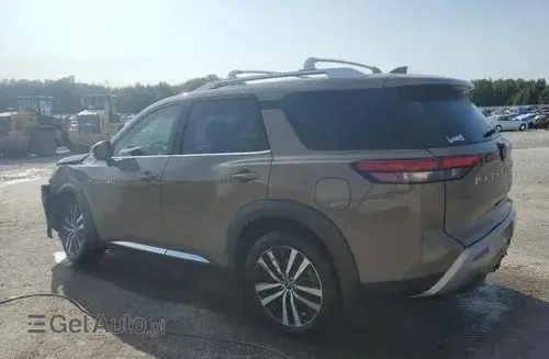 NISSAN Pathfinder 