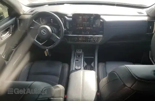 NISSAN Pathfinder 