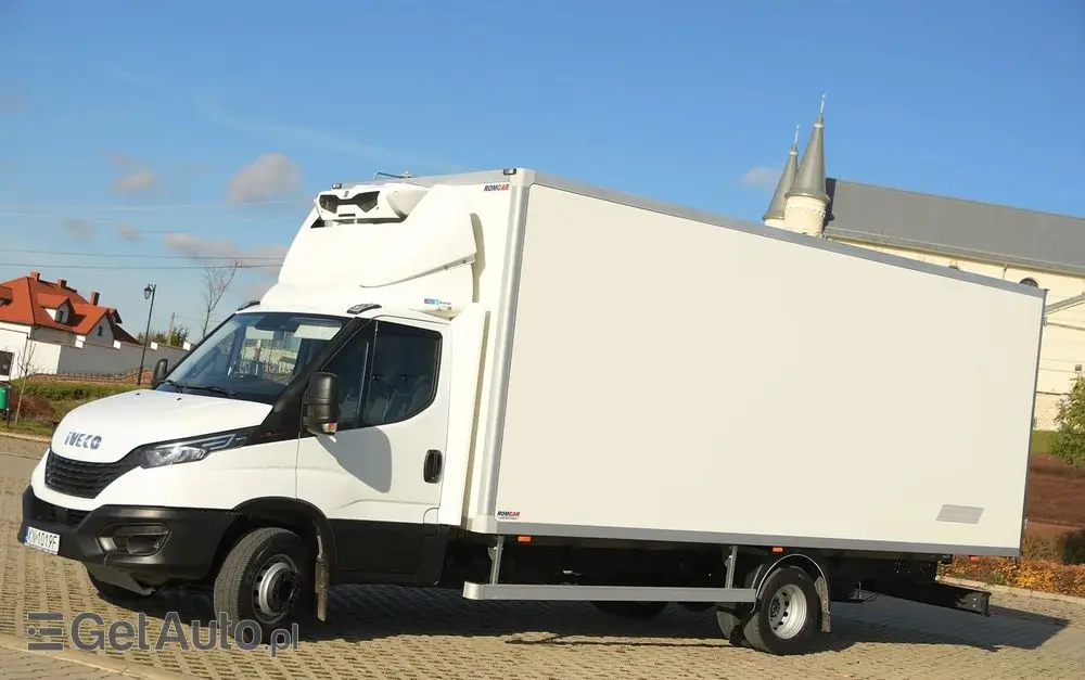 IVECO 72C18  3,0 180KM  Zanotti Z380  230 V 6,1m 12 palet dł -20+20 ładowność 3460kg 