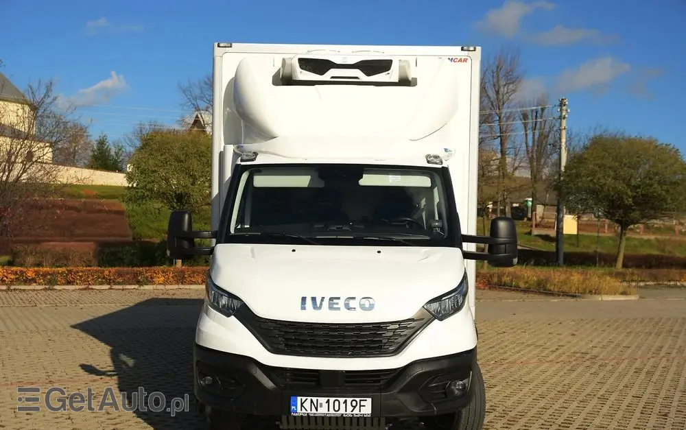 IVECO 72C18  3,0 180KM  Zanotti Z380  230 V 6,1m 12 palet dł -20+20 ładowność 3460kg 